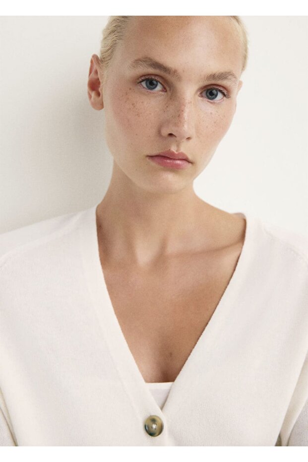 Düğmeli yün hırka - 8