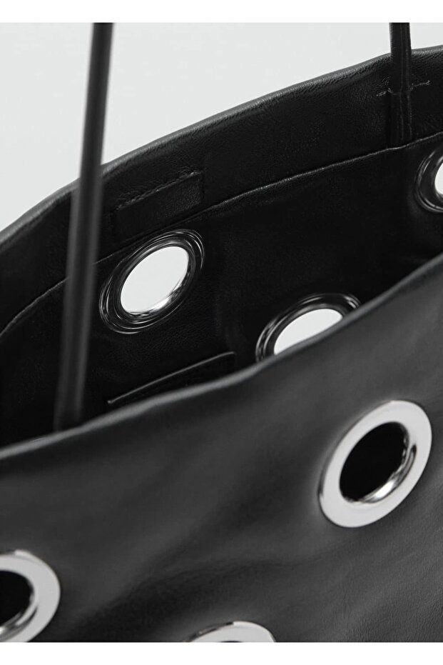 Delikli omuz çantası - 4