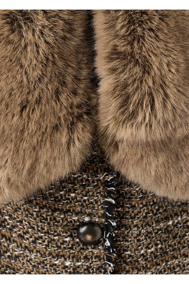 Kürk yaka tüvit ceket - 6