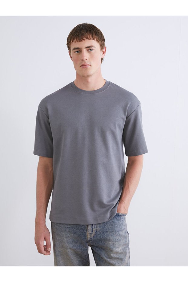 Zero Roba Collar Men's T-Shirt from Uzg Store for Style Enthusiasts