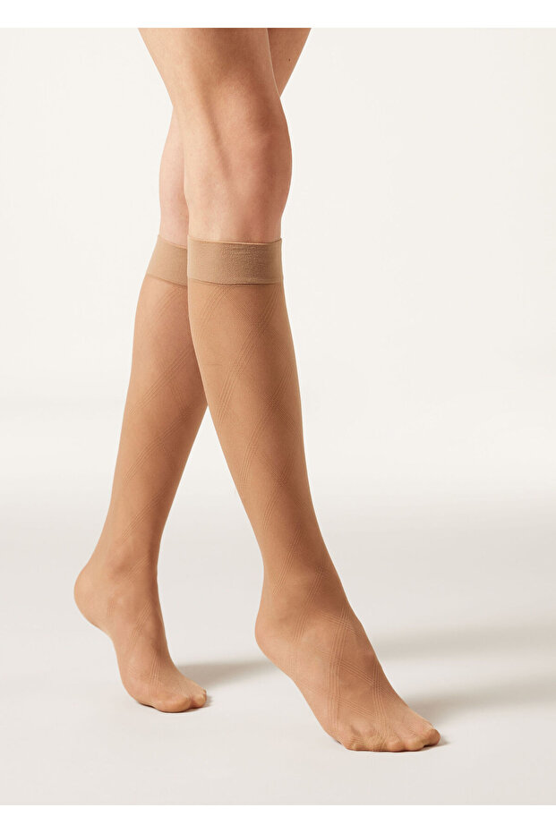 جوارب رقيقة تحت الركبة بنقشة البقلاوة - 1