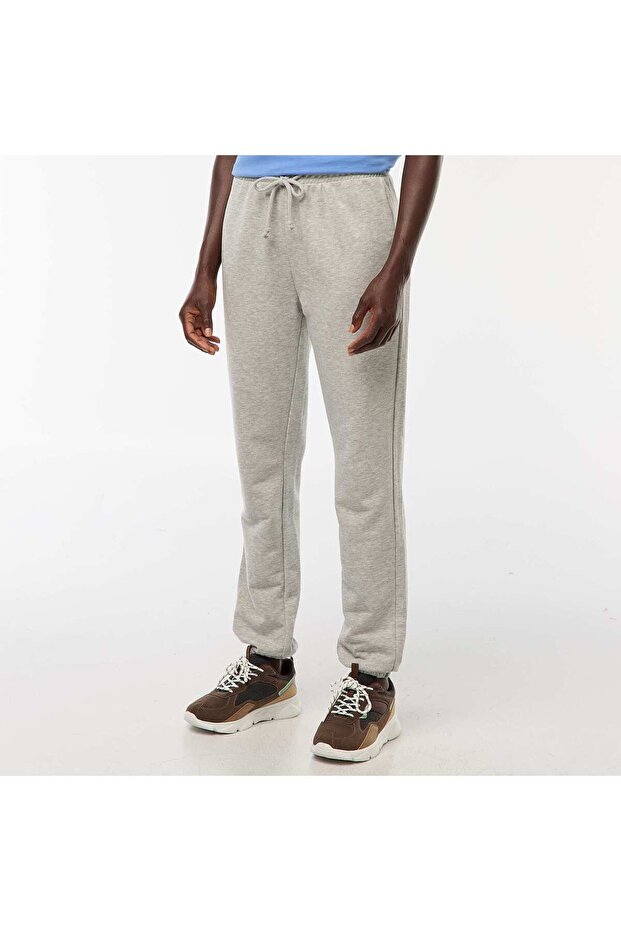 بنطال رياضي أساسي باللون الرمادي - 4