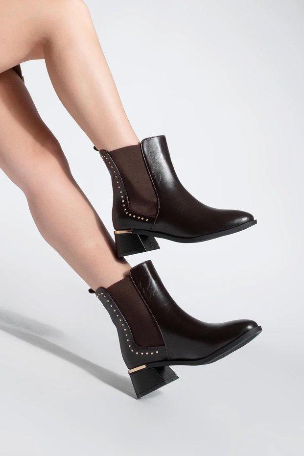 Glenda Yan Women's Boots with Pin Detail Brown