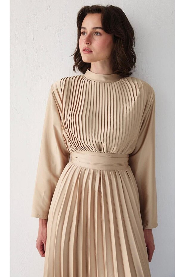 PİLİSELİ SATEN ELBİSE - 5