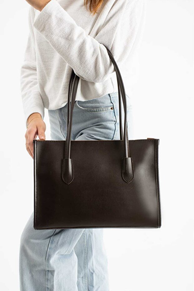 حقيبة كتف بايلا بغلاف من قشرة البندق - 1