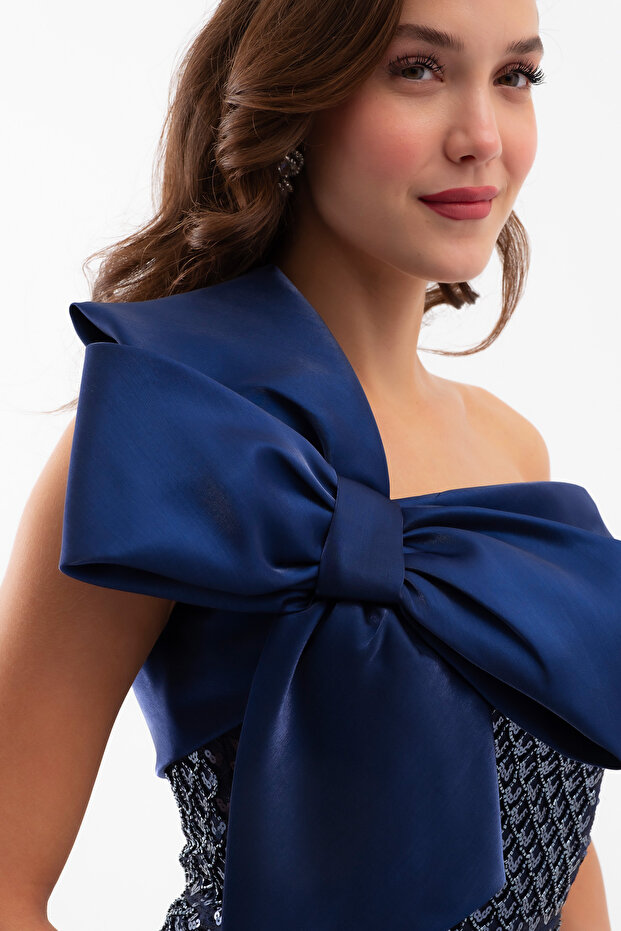 Kadın Lacivert Tek Omuz Boncuklu Midi Gece Elbisesi - 5