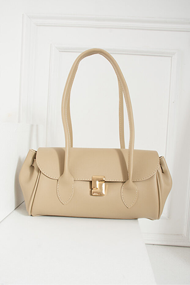 Maykon; Women's Gold Lockable Shoulder and Hand Bag