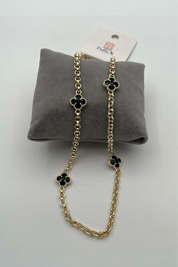 قلادة يونكا موديل في آي بي - 2