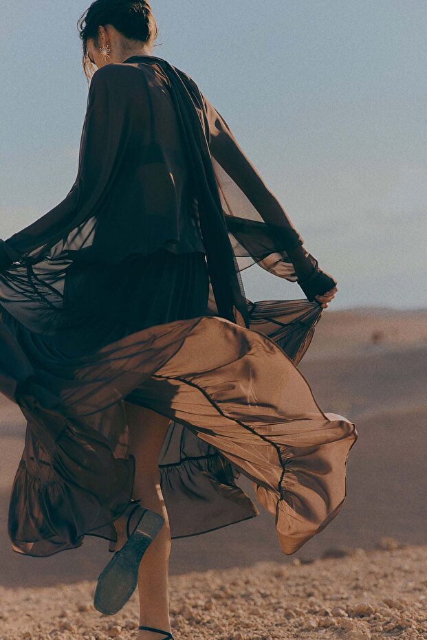 بلوزة شيفون برباط على الرقبة - 5