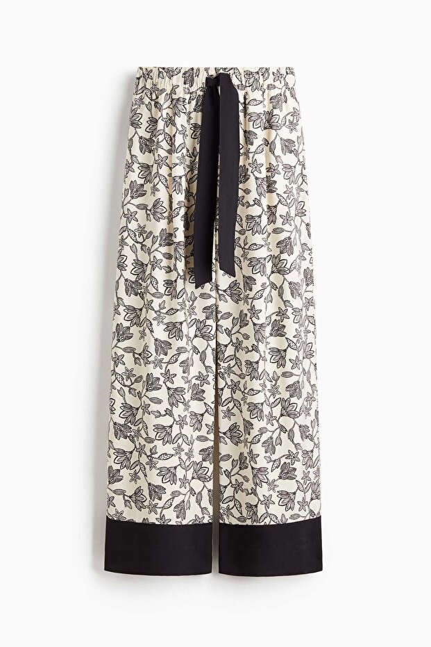 Wide tie-belt trousers