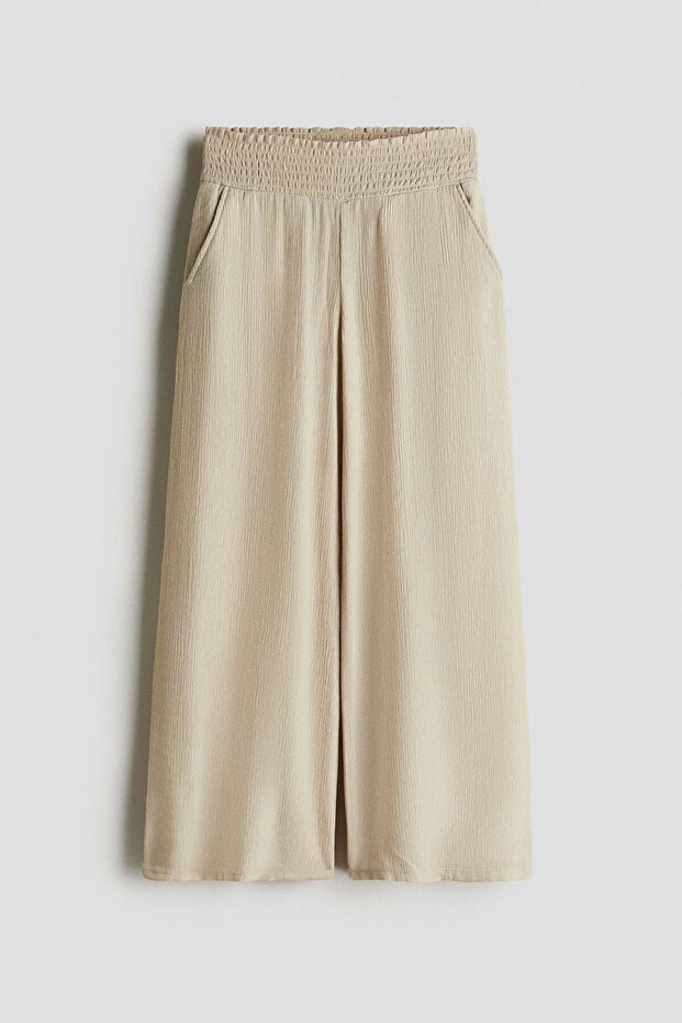 Smocked crinkled trousers