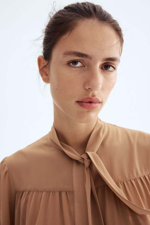 بلوزة شيفون بياقة مقوسة - 6