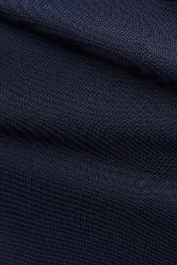 تي شيرت ملائم - 6