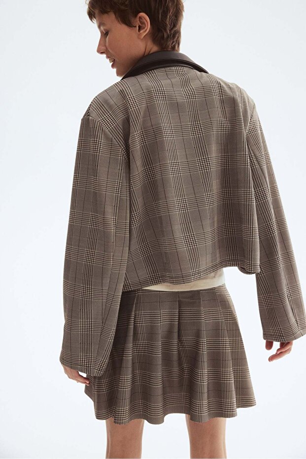 سترة ذات ياقة مبطنة - 5