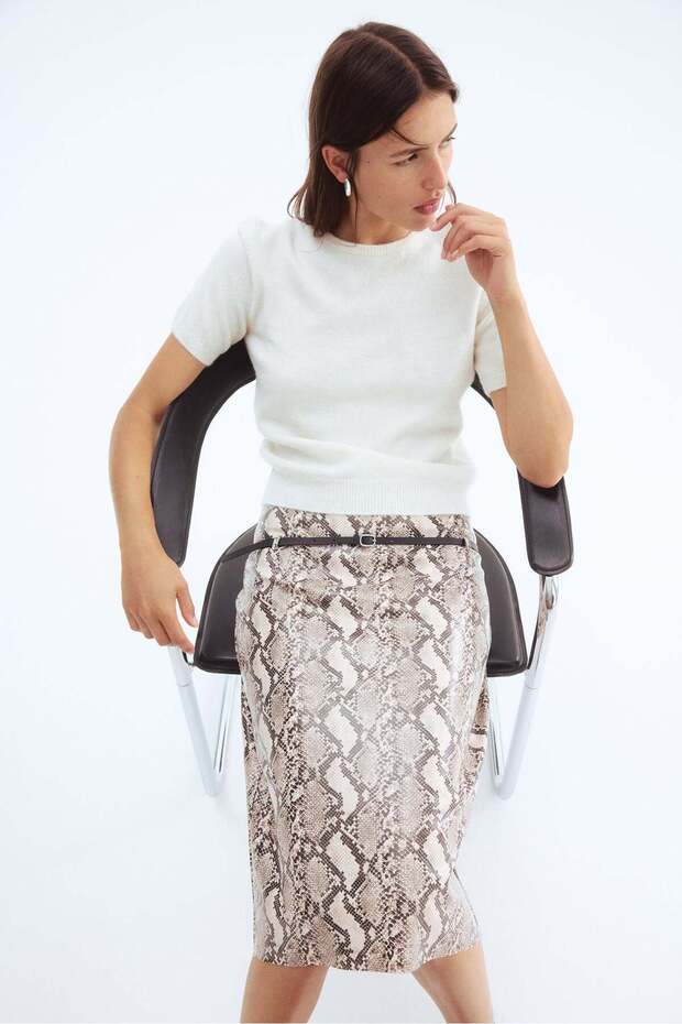 تنورة بحزام - 4