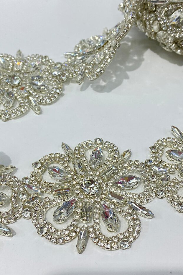 Çiçek Desen Taşlı Şerit Aplik Bordür - 4