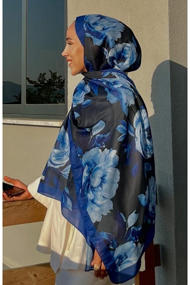 Rossa Shawl - 1