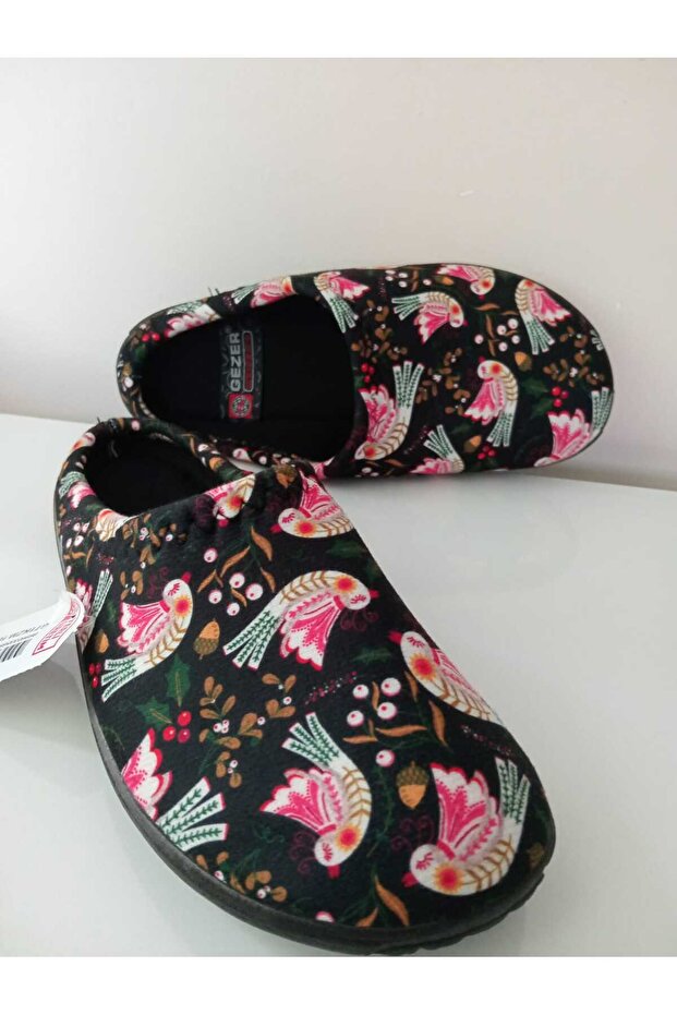 KADIN EV TERLİK - 2