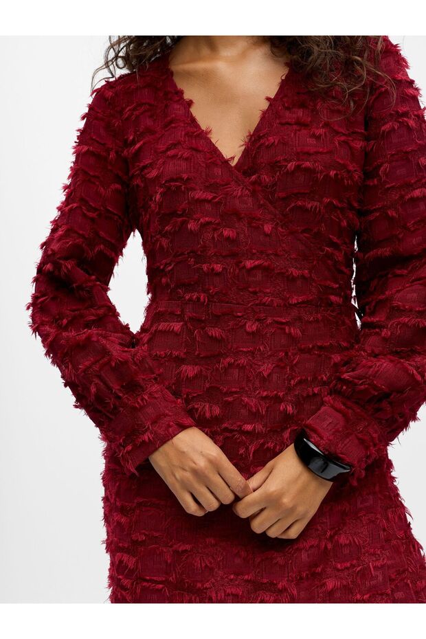 Kleid mit V-Ausschnitt Textured - 5