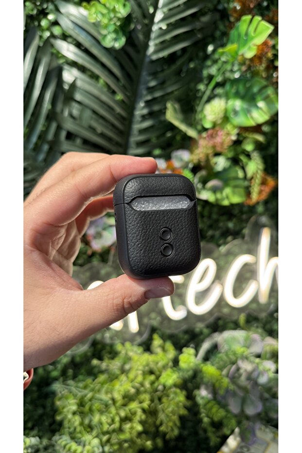 AirPods 1-2. Generation-Compatible Leather Case with Strap Attachment - 3