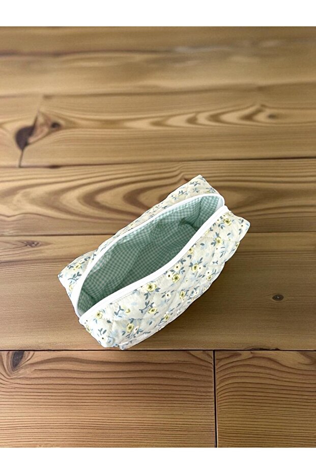 Makyaj Çantası - 2