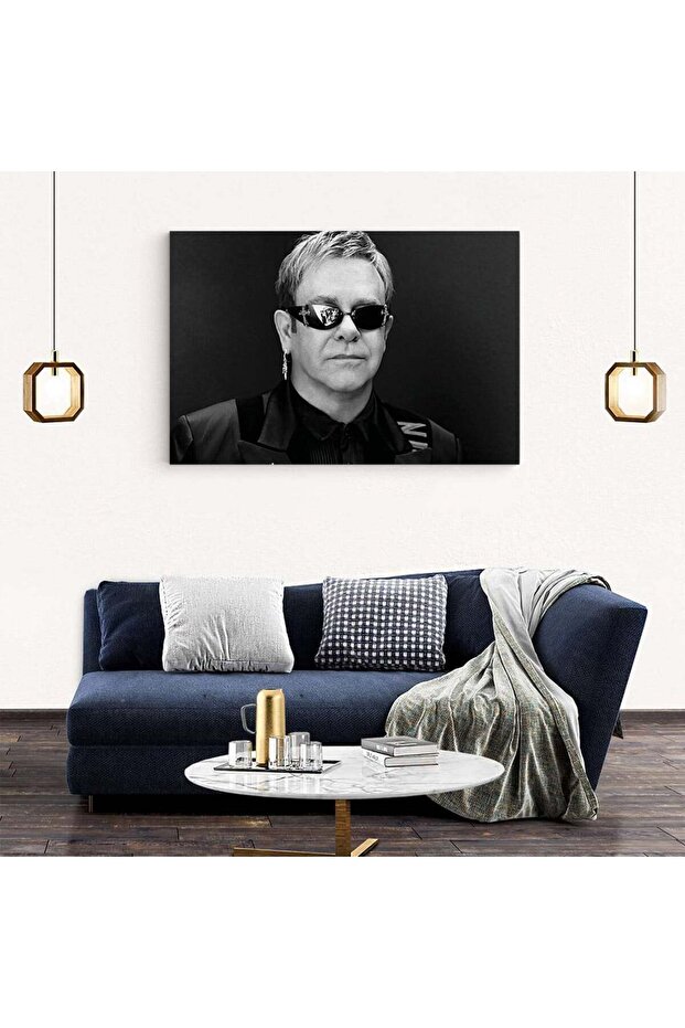 Elton John singer, code 2292 - 3