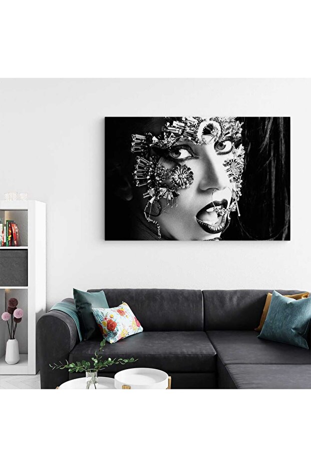 Lady Gaga singer, code 2278 - 4