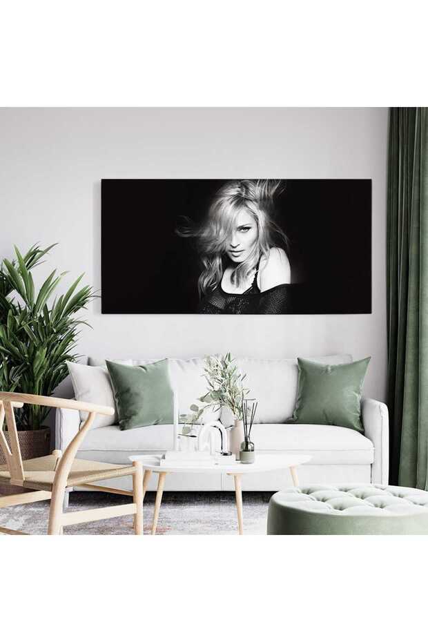 Madonna the singer, code 2379 - 6