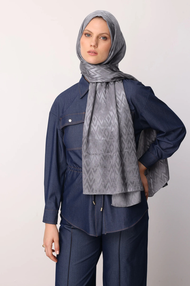 Tile Pattern Shiny Jacquard Shawl - 7