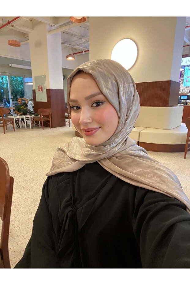 Tile Pattern Shiny Jacquard Shawl - 1