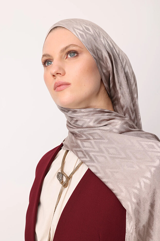 Tile Pattern Shiny Jacquard Shawl - 2