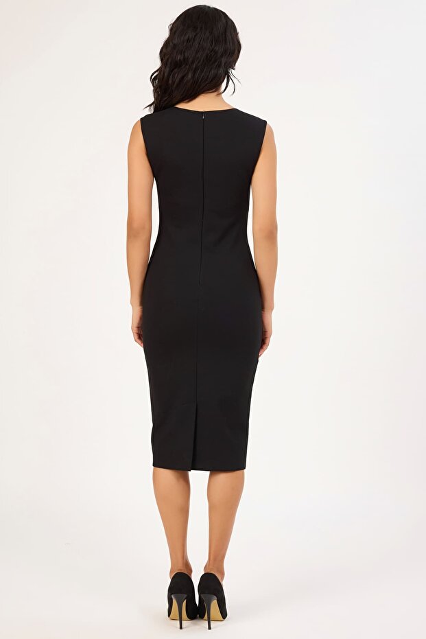 Dekolte yakalı likralı örme elbise - 4