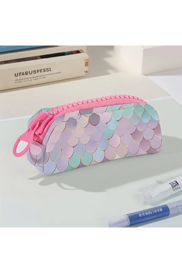 Large Zippered Digital Print Makeup Bag Pencil Case Pen Holder (Pens Accessories Not Included)
