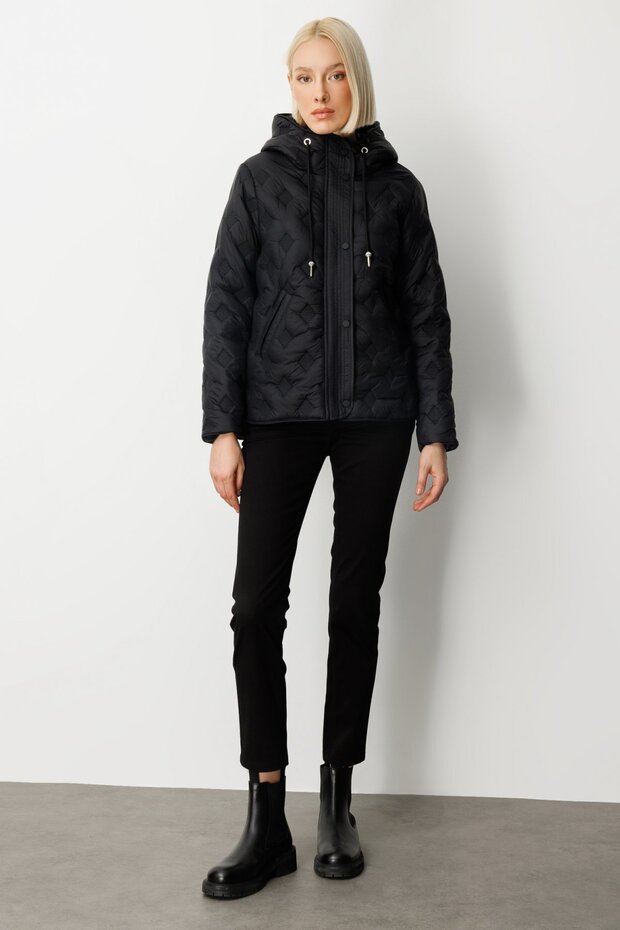 Kapüşonlu Şişme Mont - 4