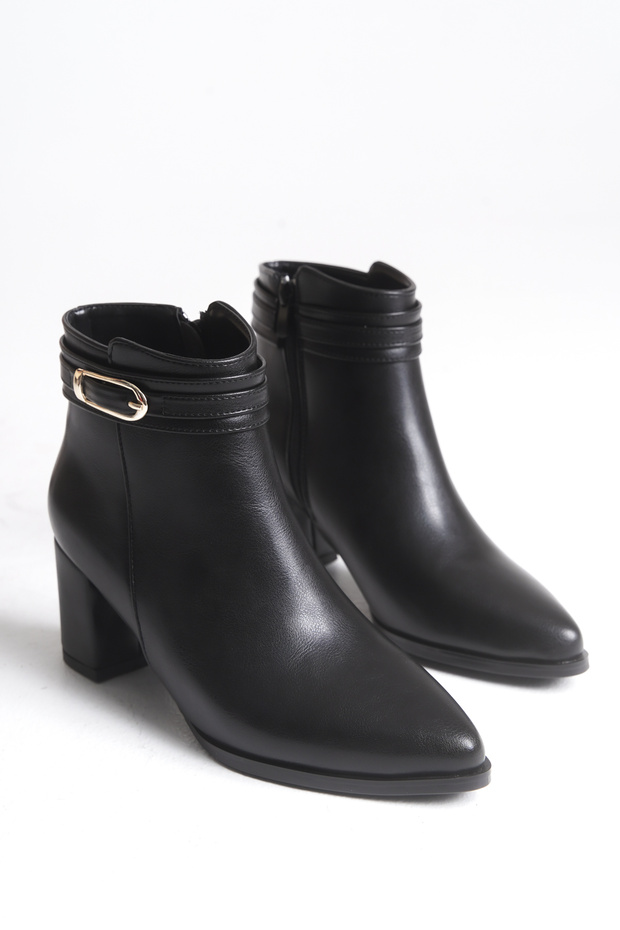 Berra Women's Belt Detailed Casual Boots A031-K19509