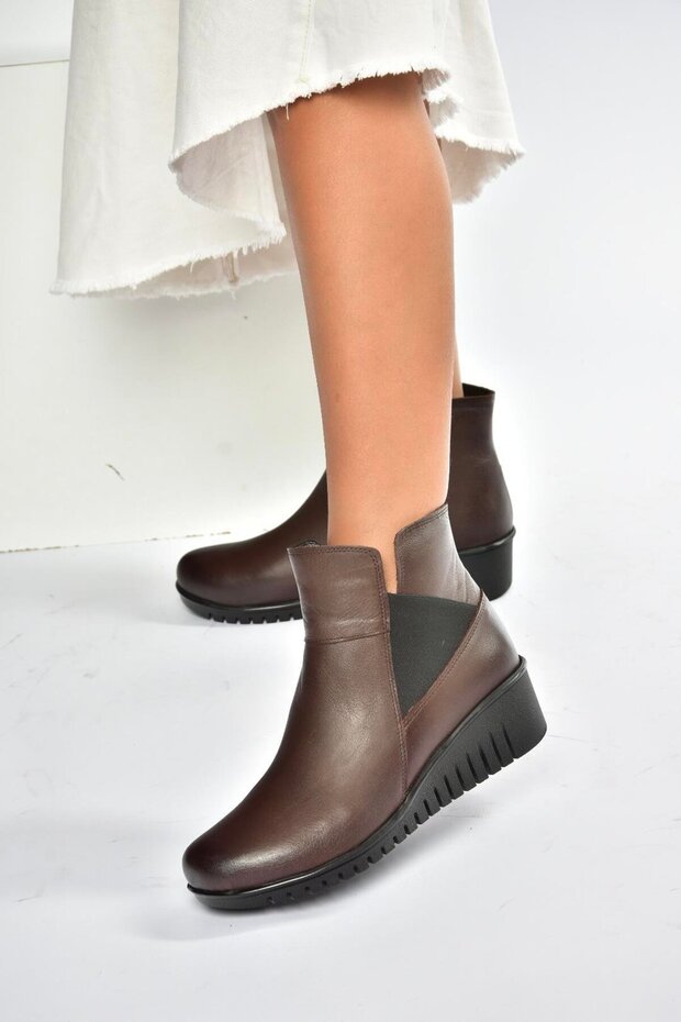 V324221103 Brown Genuine Leather Classic Women's Boots