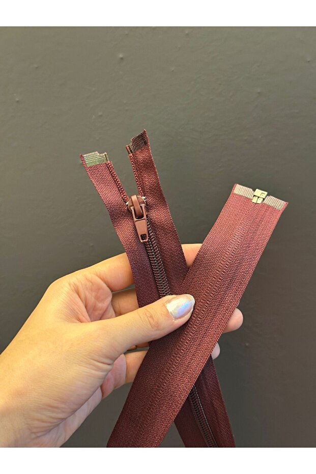 68X3 cm Plum Color Zipper