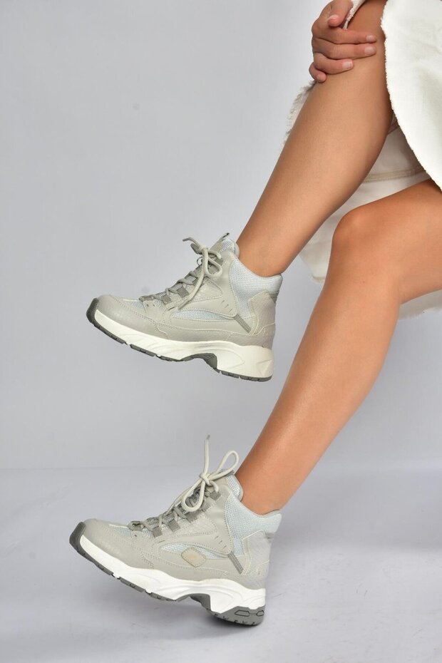 V312415009 Gray High Top Sneakers