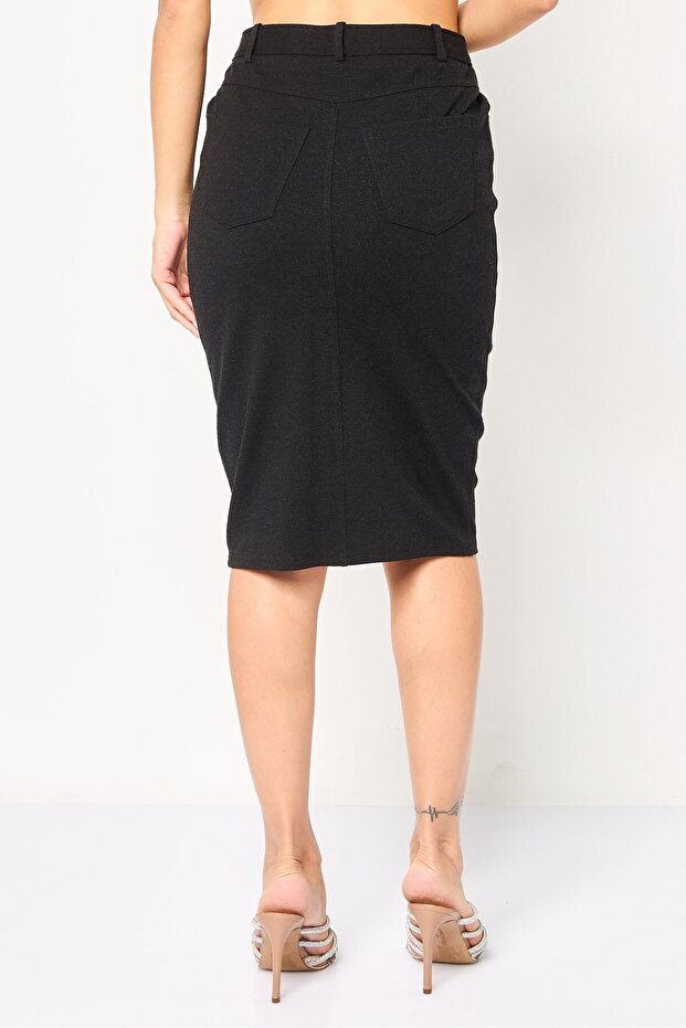 تنورة قصيرة سادة للنساء، باللون الأسود - 4