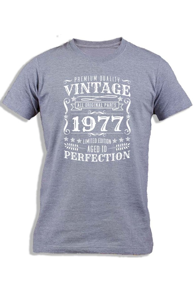 1977 AGED TO PERFECTION