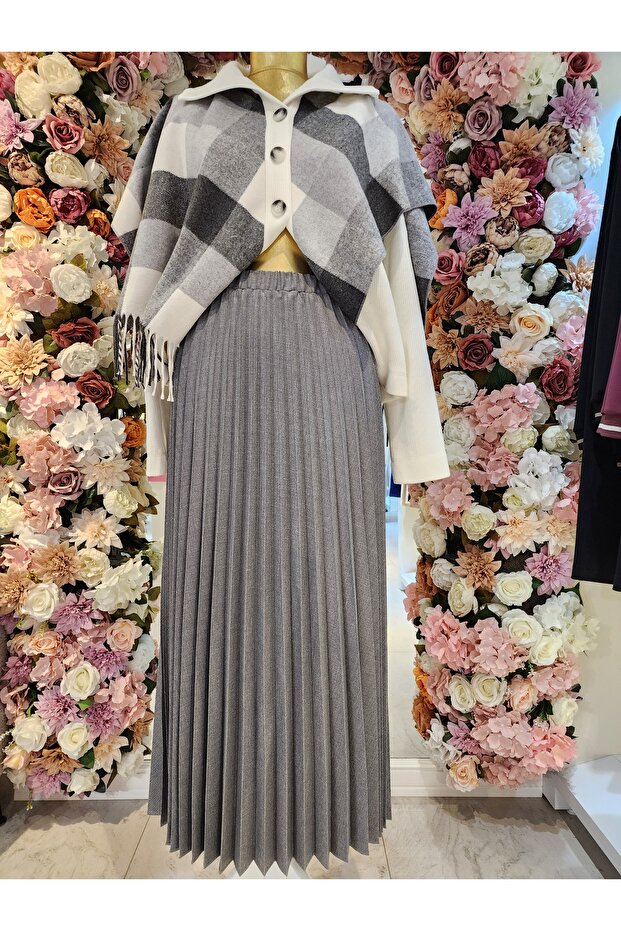 piliseli gri etek kadın - 1