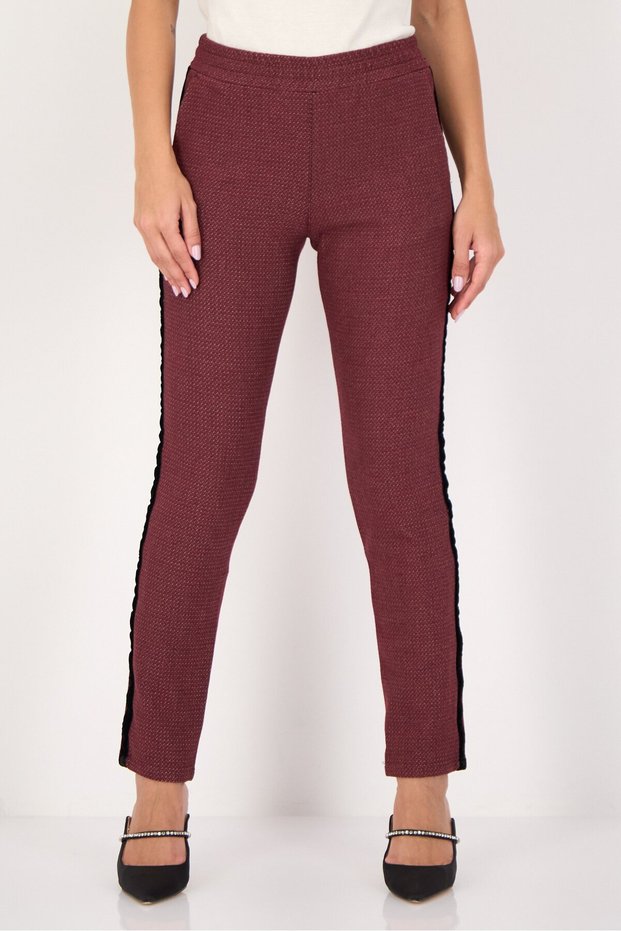 Women Street Fit Chambray Chino Pants, Maroon