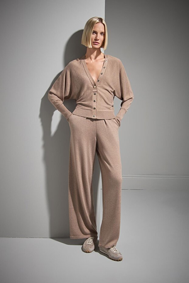 Çıtçıtlı Bej Triko Hırka - 3