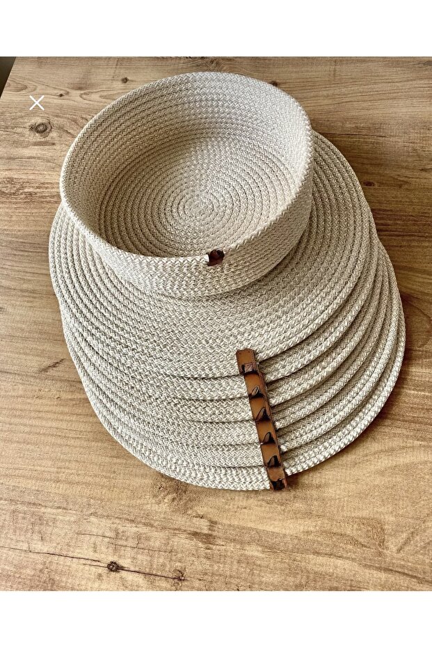 Natural Wicker 6 Plates 1 Basket Set – Tableware & Decor Set