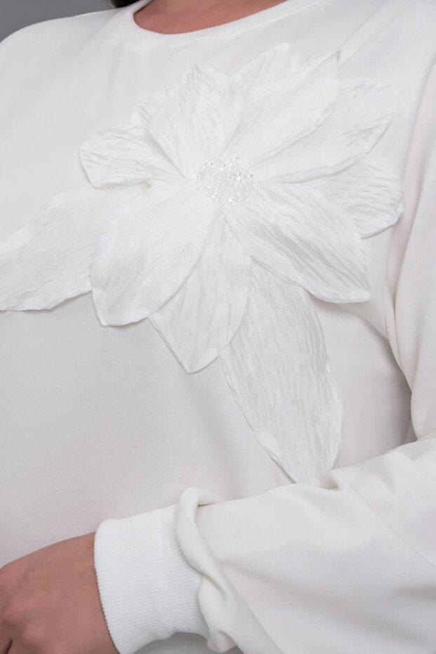 Çiçek Aplikeli Sweatshirt - 2