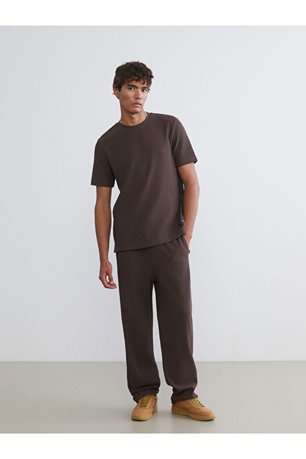 Esvab • Modern & Distinctive Comfortable Fit Men's Sweatpants