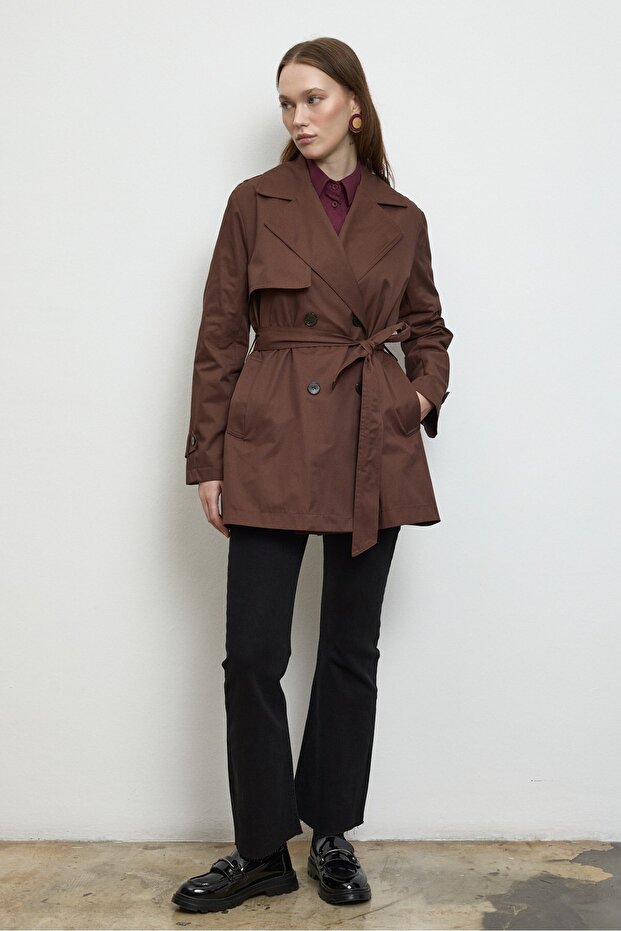 Mora Short Trench Coat Brown