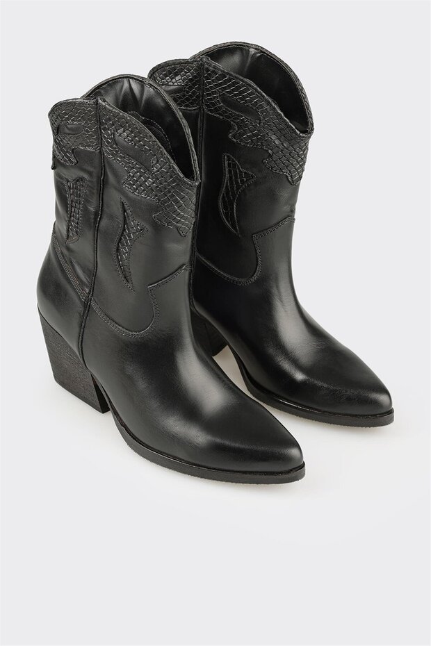 Siyah Deri Kadın Bot - 2