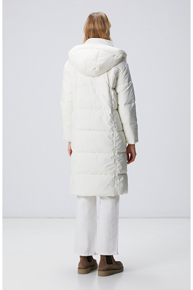 Kırık Beyaz Kaban - 5