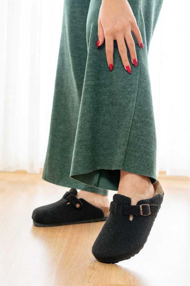 Unisex Winter Closed-Front Orthopedic Cork Sole Felt Daily House Slippers Black